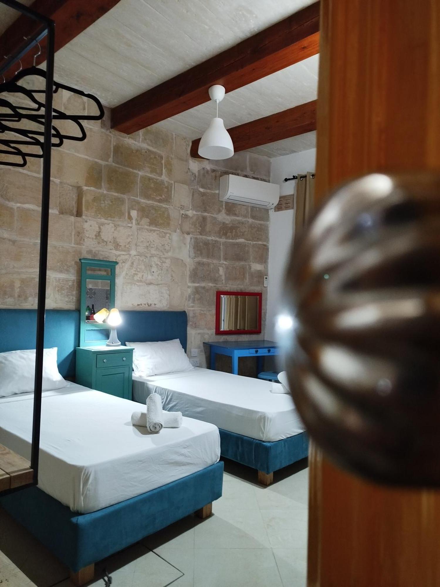 Limestone Sun Suites Sliema Exteriör bild