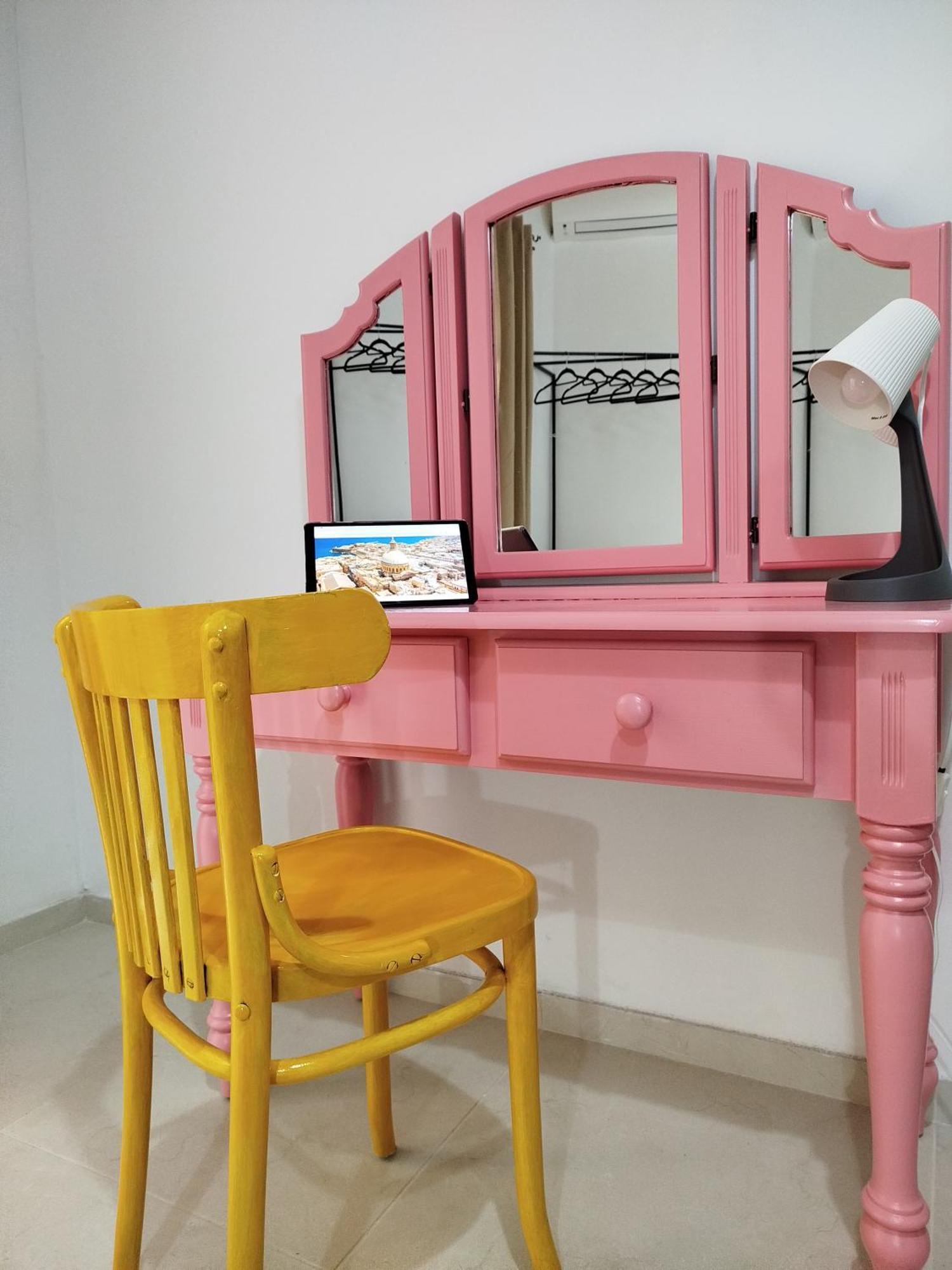 Limestone Sun Suites Sliema Rum bild